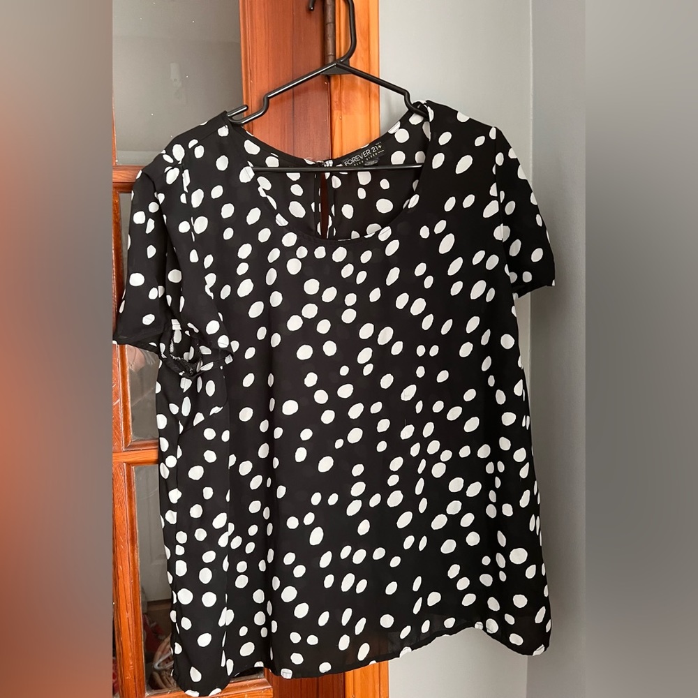 ♥️ Polka Dot Top